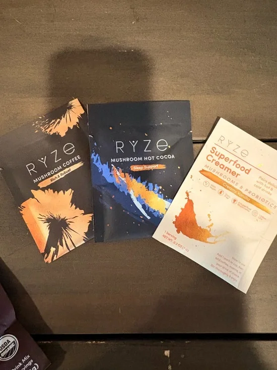 RYZE Mushroom Coffee + Iced Coffee Glass & 3 samplers - Picture 4 of 6